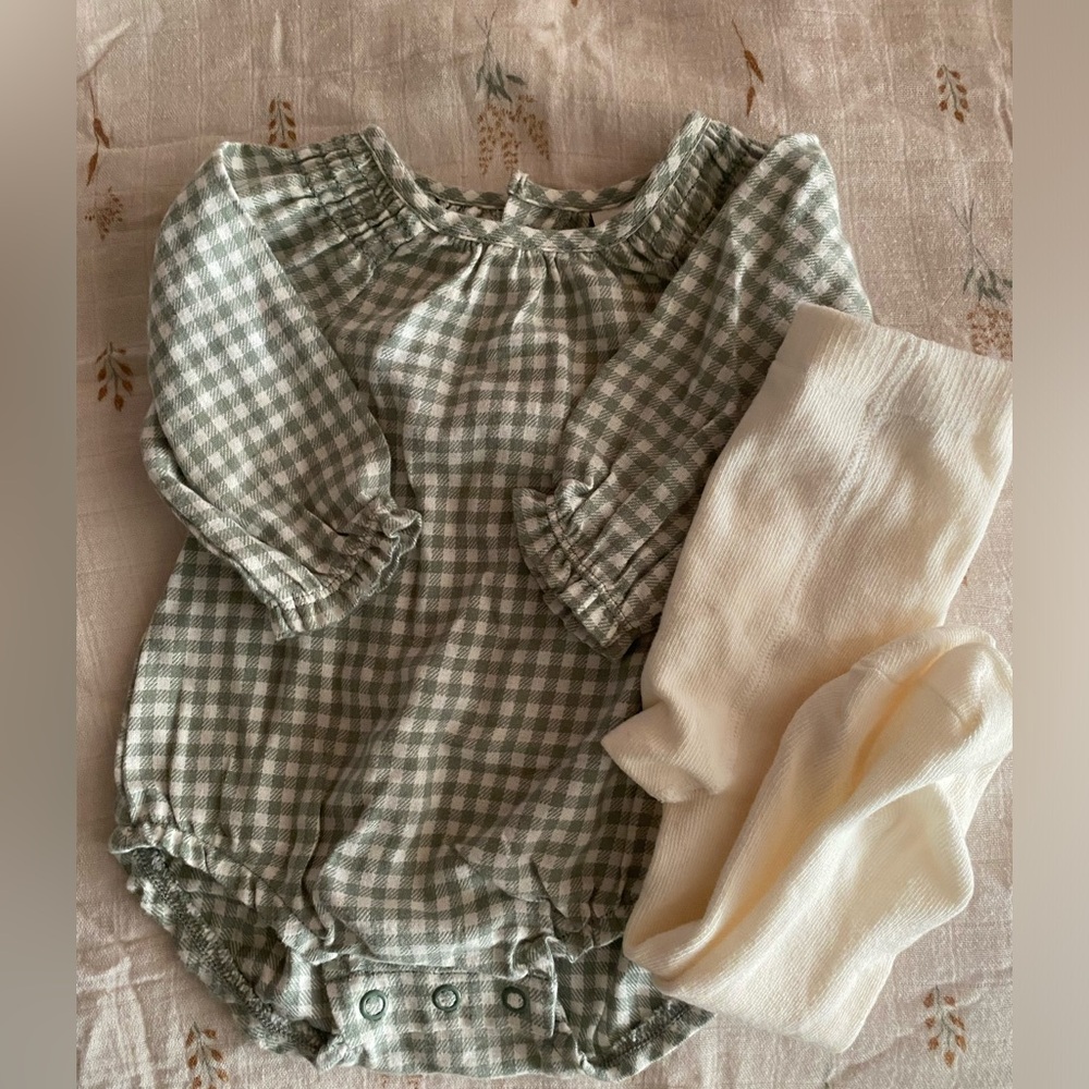 Carter’s Just One You Gingham Bubble Top & Bottom Set Green Newborn